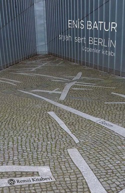 Siyah Sert Berlin Üçgenler Kitabı Siyah Sert Berlin Üçgenler Kitabı