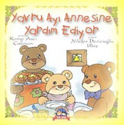 Yavru Ayı Annesine Yardım Ediyor Yavru Ayı Annesine Yardım Ediyor
