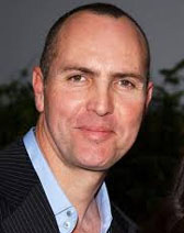 Arnold Vosloo kimdir? Arnold Vosloo