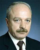 Erdal Sarızeybek kimdir? Erdal Sarızeybek