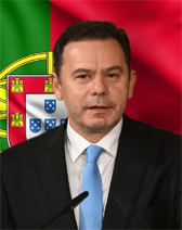 Luis Montenegro