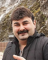 Murat Yeni kimdir? Murat Yeni