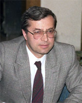 Sadık Ahmet kimdir? Sadık Ahmet