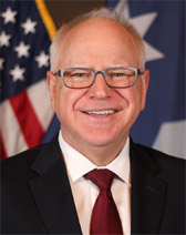 Tim Walz kimdir? Tim Walz