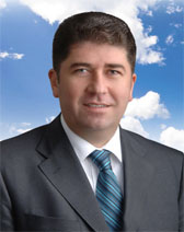 Yaşar Tüzün kimdir? Yaşar Tüzün