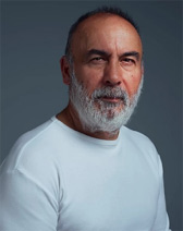 Yaşar Üzer kimdir? Yaşar Üzer
