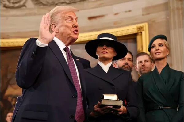 ABD'de ikinci Donald Trump dönemi başladı. ABD'de ikinci Donald Trump dönemi başladı.