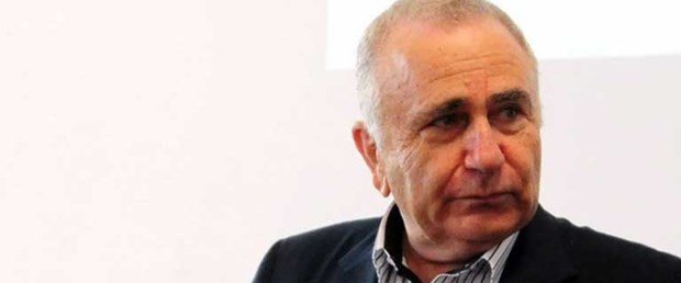 Bedrettin Dalan Türkiye'ye döndü Bedrettin Dalan Türkiye'ye döndü