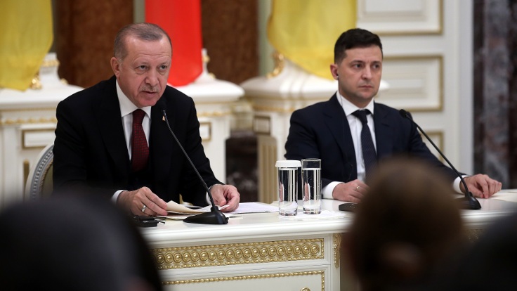 Cumhurbaşkanı Erdoğan: 1 milyona yakın insan İdlib den sınırlarımıza doğru yürüyor Cumhurbaşkanı Erdoğan: 1 milyona yakın insan İdlib den sınırlarımıza doğru yürüyor