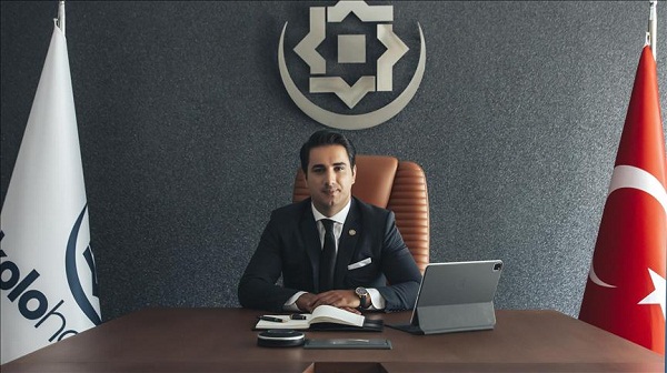 Finansevim Yönetim Kurulu Başkanı Serdar Kolo, tasarruf finansman şirketlerinin denetim altına alınması teklifinin TBMM Genel Kurulunda kabul edilmesine ilişkin değerlendirmelerde bulunuldu. Finansevim Yönetim Kurulu Başkanı Serdar Kolo, tasarruf finansman şirketlerinin denetim altına alınması teklifinin TBMM Genel Kurulunda kabul edilmesine ilişkin değerlendirmelerde bulunuldu.