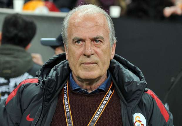 Galatasaray teknik direktörü Mustafa Denizli görevinden istifa etti. Galatasaray teknik direktörü Mustafa Denizli görevinden istifa etti.