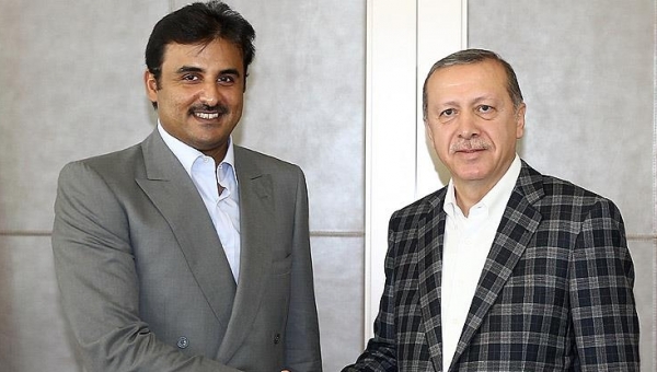 Katar Emiri Şeyh Temim bin Hamad El Sani'nin 14 Eylül 2017 günü Türkiye'ye sürpriz bir ziyaret gerçekleştireceği öğrenildi. Katar Emiri Şeyh Temim bin Hamad El Sani'nin 14 Eylül 2017 günü Türkiye'ye sürpriz bir ziyaret gerçekleştireceği öğrenildi.