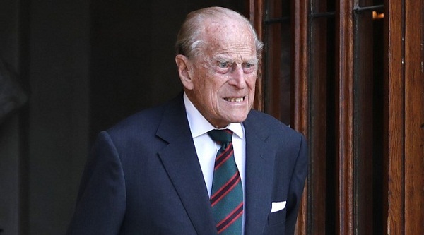 Kraliçe II Elizabeth in eşi Prens Philip Mountbatten 100 yaşında hayatını kaybetti. Kraliçe II Elizabeth in eşi Prens Philip Mountbatten 100 yaşında hayatını kaybetti.