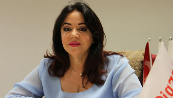 Oya Aydoğan yaşamını yitirdi Oya Aydoğan yaşamını yitirdi
