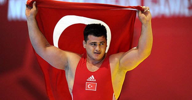 Rıza Kayaalp altın madalya kazandı Rıza Kayaalp altın madalya kazandı