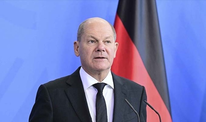 Scholz'dan Musk'a sert eleştiri: Sosyal medya sahipleri ülkenin geleceğine karar veremez Scholz'dan Musk'a sert eleştiri: Sosyal medya sahipleri ülkenin geleceğine karar veremez