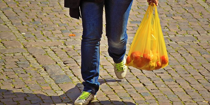 Yeni Yılda 1 Ocak 2019 itibarıyla 25 kuruşa satılacak olan Poşetler; Manav, Şarküteri ve Ekmek Reyonunda Ücretsiz Olacak. Yeni Yılda 1 Ocak 2019 itibarıyla 25 kuruşa satılacak olan Poşetler; Manav, Şarküteri ve Ekmek Reyonunda Ücretsiz Olacak.