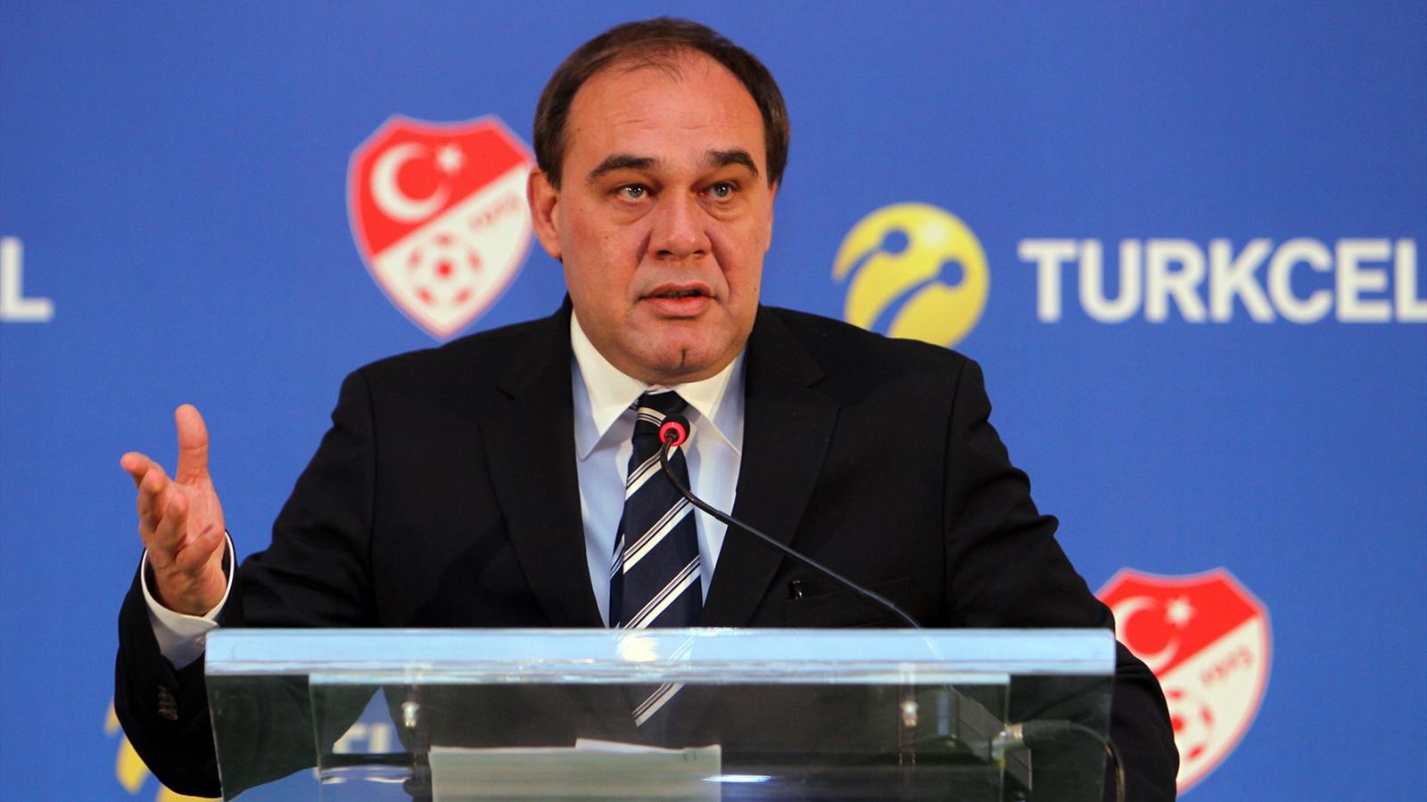 Yıldırım Demirören Yeniden TFF Başkanlığına Seçildi Yıldırım Demirören Yeniden TFF Başkanlığına Seçildi