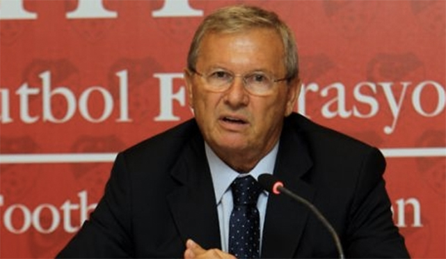 Zekeriya Alp istifa etti! Zekeriya Alp istifa etti!