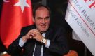 Türkiye Futbol Federasyonu Başkanı Yıldırım Demirören görevinden istifa etti. Türkiye Futbol Federasyonu Başkanı Yıldırım Demirören görevinden istifa etti.